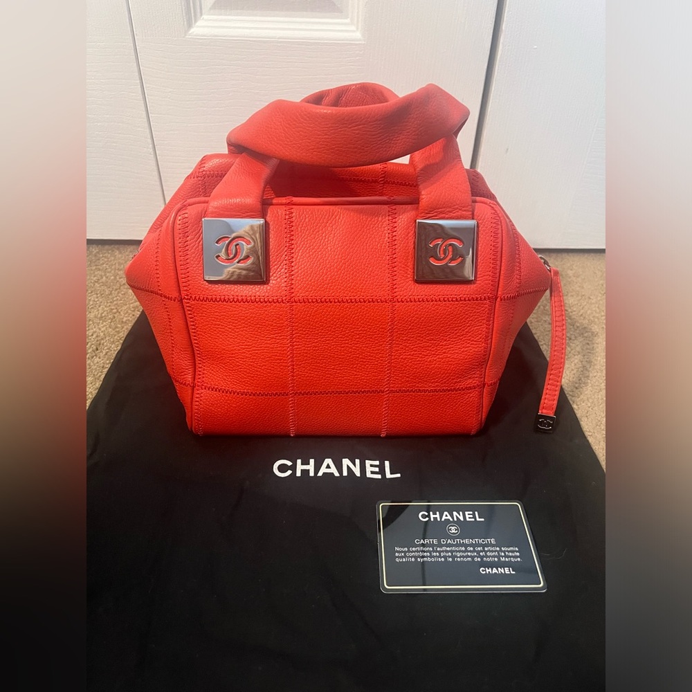 CHANEL - Pink Leather Handbag - *RARE*